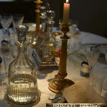 מלון Bourgogne 3*