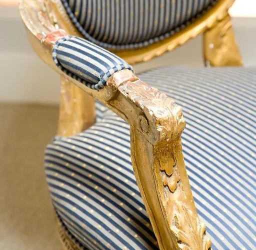 Отель Bourgogne 3*