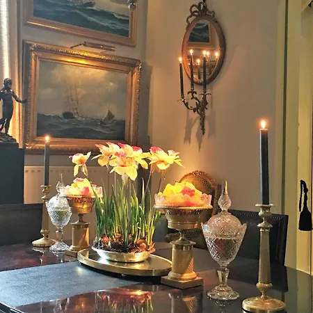 Bourgogne Hotel